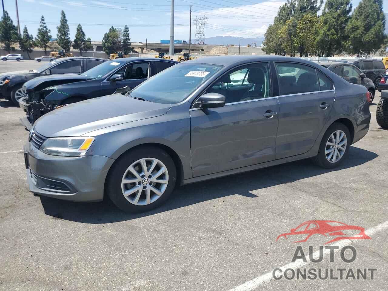 VOLKSWAGEN JETTA 2013 - 3VWDP7AJXDM261357