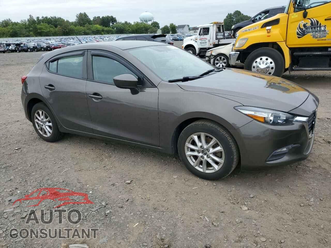 MAZDA 3 2017 - 3MZBN1K77HM134391