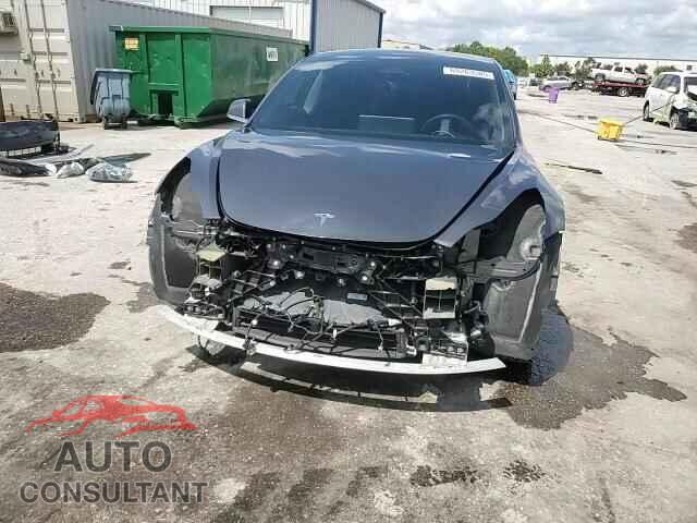 TESLA MODEL 3 2019 - 5YJ3E1EB3KF520714