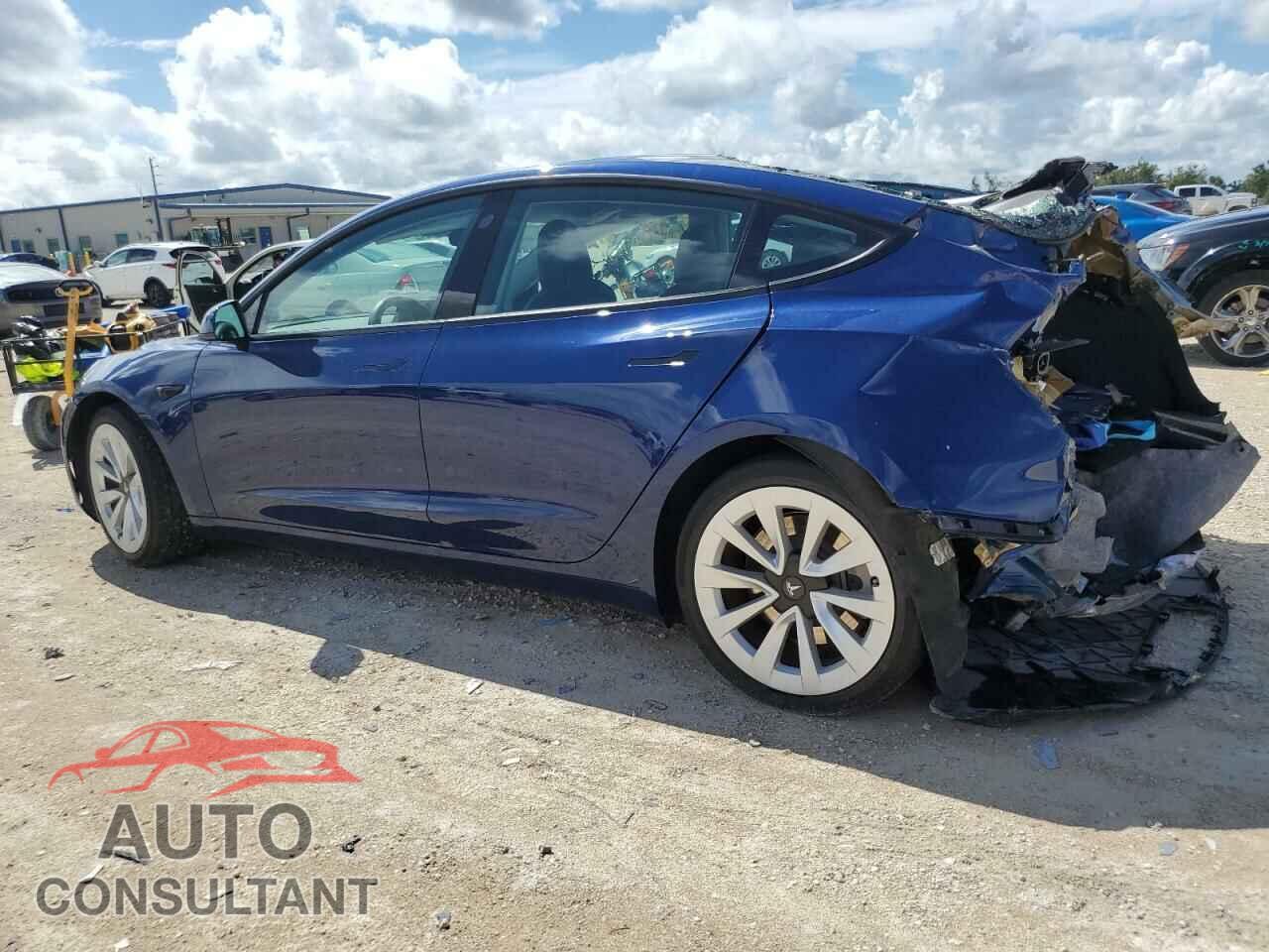 TESLA MODEL 3 2021 - 5YJ3E1EA0MF028751