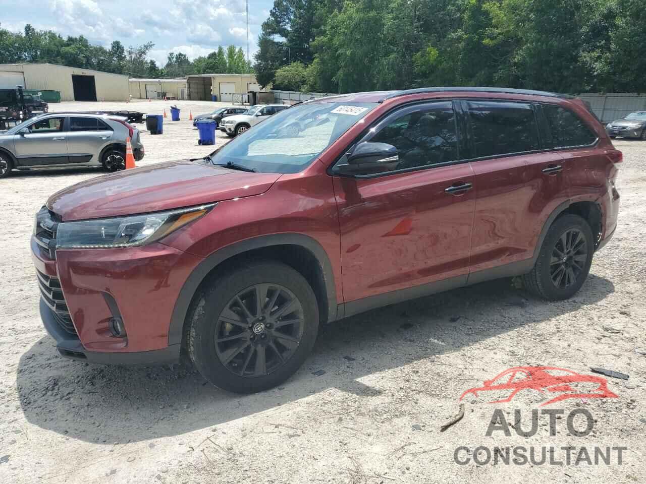 TOYOTA HIGHLANDER 2019 - 5TDKZRFH0KS317437