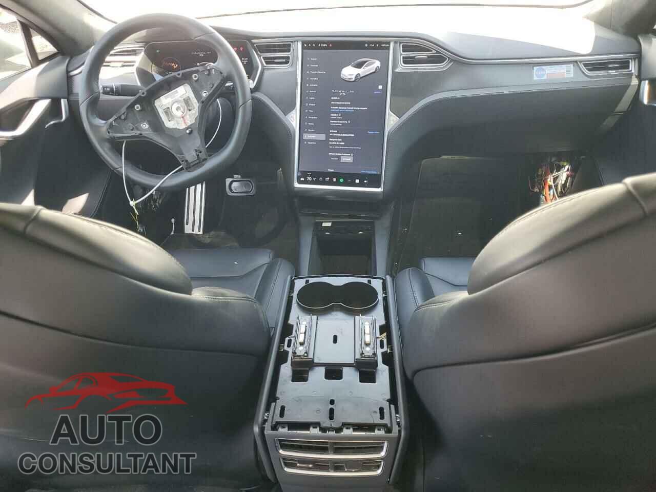 TESLA MODEL S 2017 - 5YJSA1E17HF196755