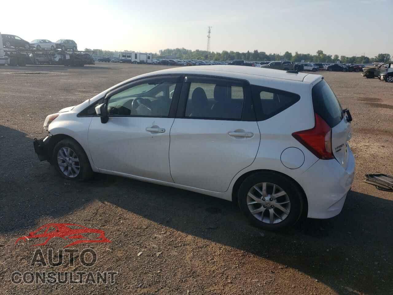 NISSAN VERSA 2018 - 3N1CE2CP7JL367259