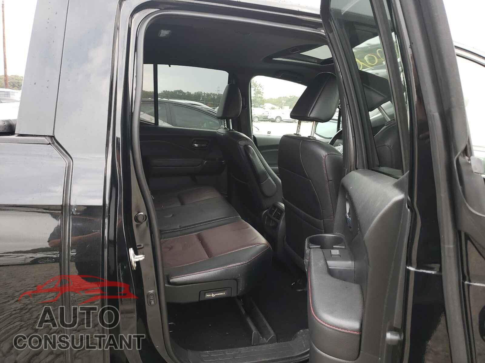 HONDA RIDGELINE 2017 - 5FPYK3F84HB021482