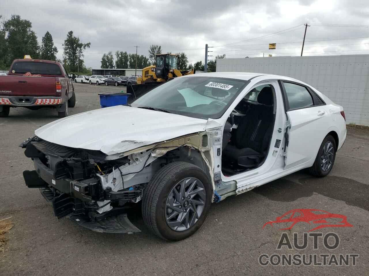 HYUNDAI ELANTRA 2024 - KMHLM4DJ3RU096428