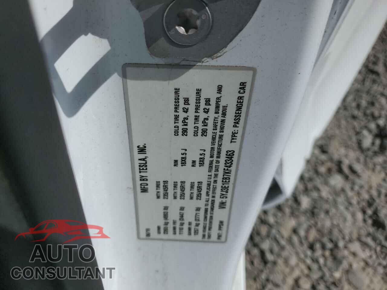 TESLA MODEL 3 2019 - 5YJ3E1EB7KF433463