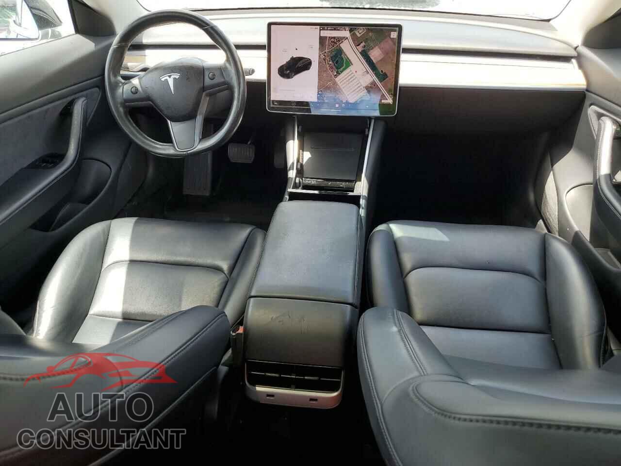 TESLA MODEL 3 2018 - 5YJ3E1EA2JF032375