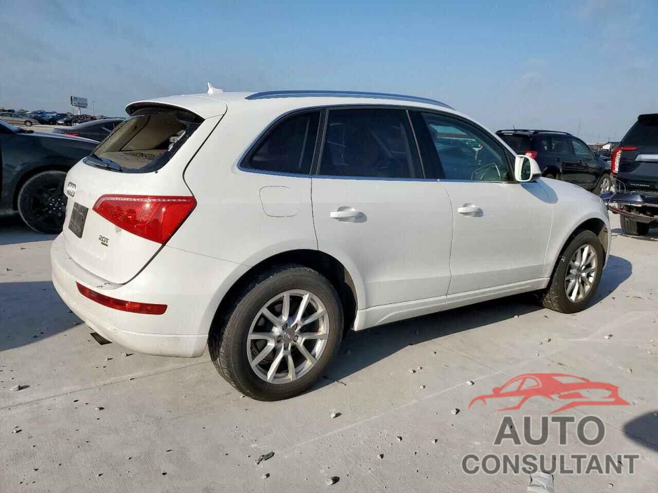 AUDI Q5 2012 - WA1LFAFP7CA010023