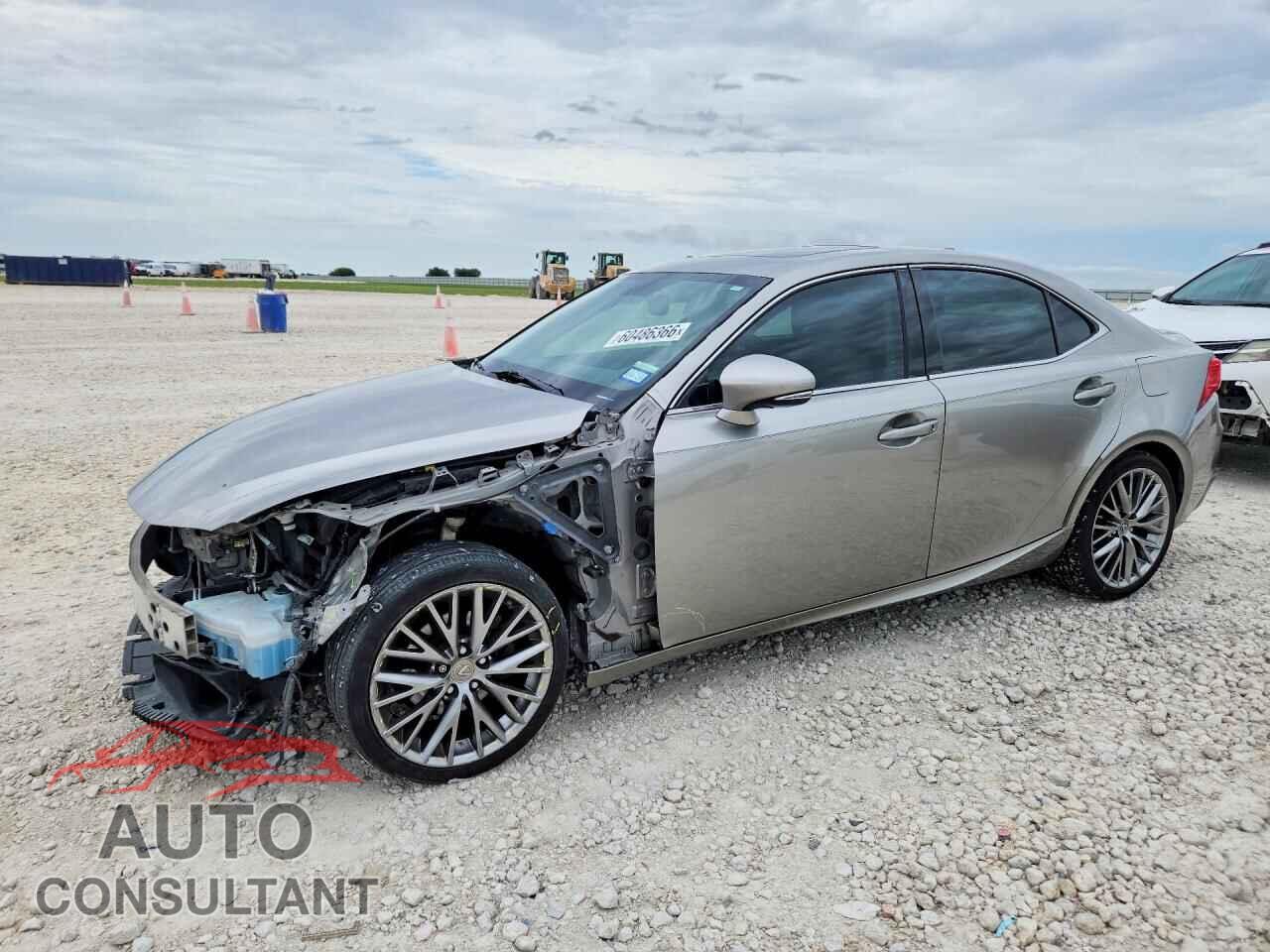 LEXUS IS 2014 - JTHBF1D23E5042499