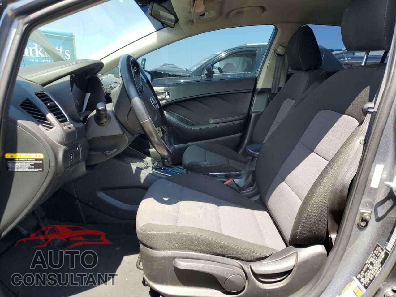 KIA FORTE 2017 - 3KPFL4A72HE027661