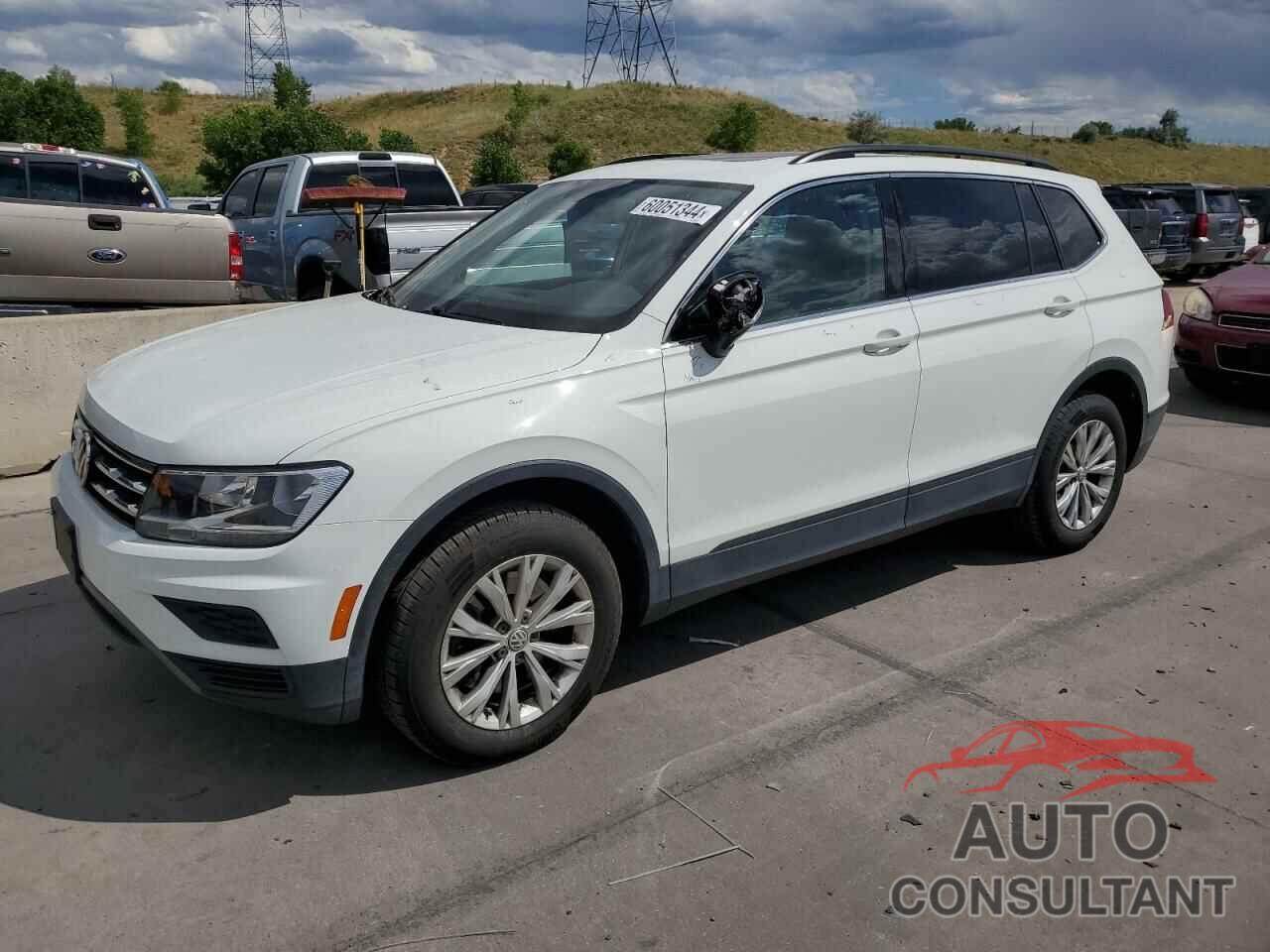 VOLKSWAGEN TIGUAN 2019 - 3VV2B7AX1KM145363