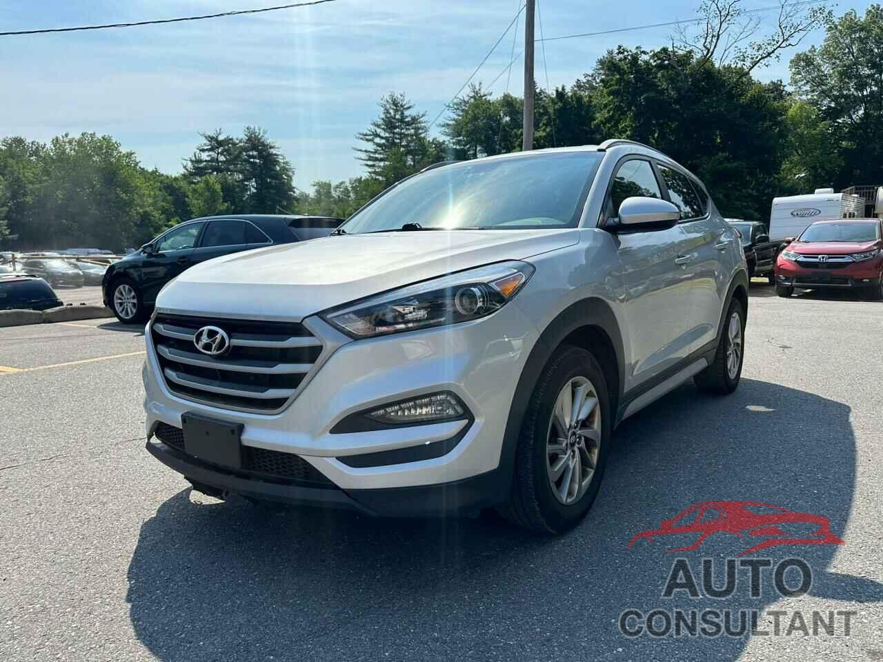 HYUNDAI TUCSON 2018 - KM8J33A43JU659727