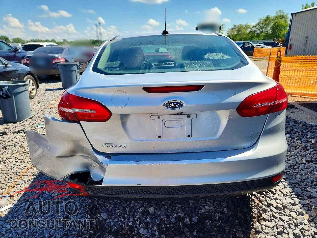 FORD FOCUS 2017 - 1FADP3E20HL307192