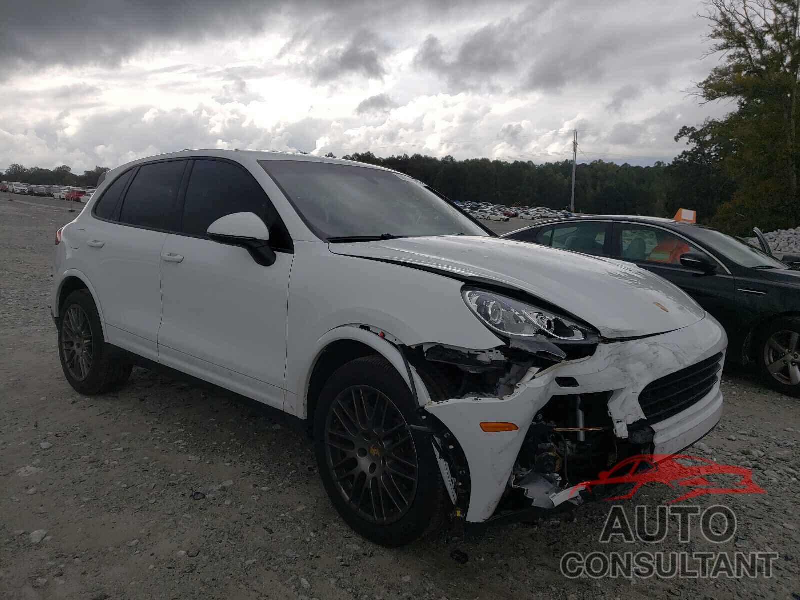 PORSCHE CAYENNE 2017 - WP1AA2A23HKA84777