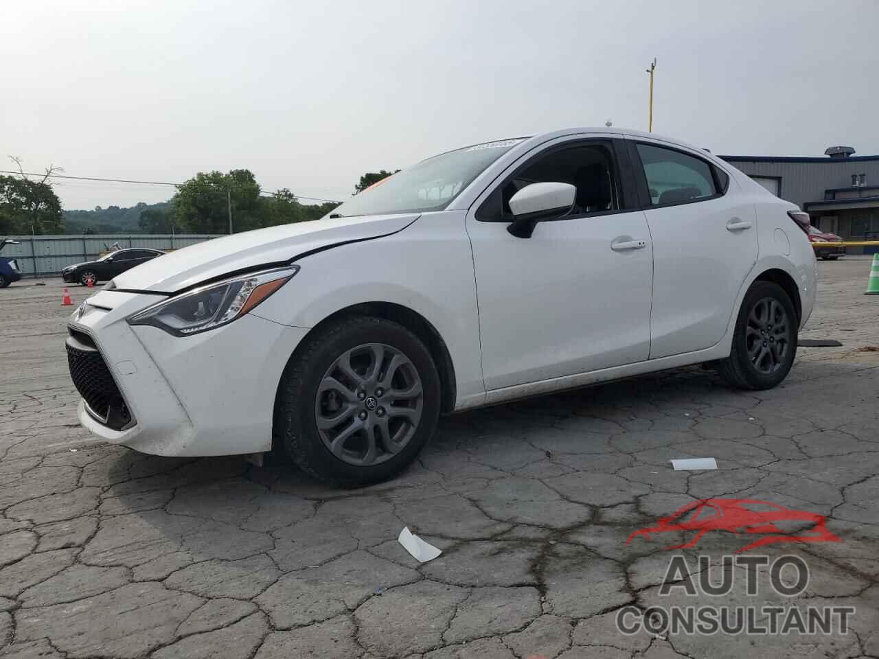 TOYOTA YARIS 2019 - 3MYDLBYV0KY525204