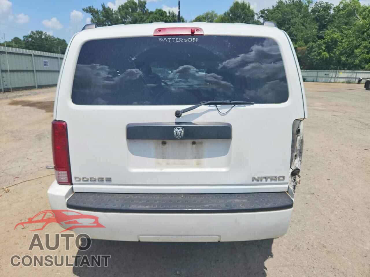 DODGE NITRO 2011 - 1D4PT4GK4BW600978