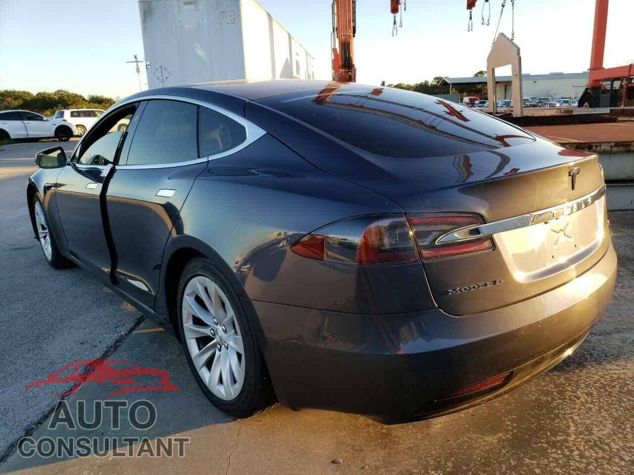 TESLA MODEL S 2017 - 5YJSA1E16HF188968