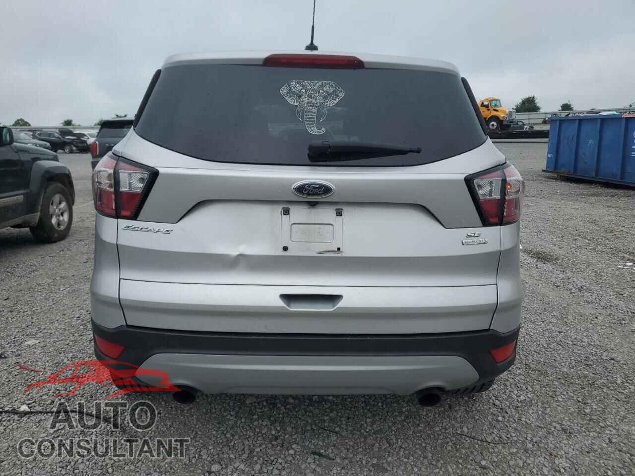 FORD ESCAPE 2017 - 1FMCU0GD1HUE69026