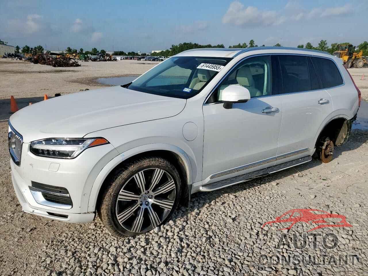 VOLVO XC90 T8 RE 2021 - YV4BR00L0M1747023
