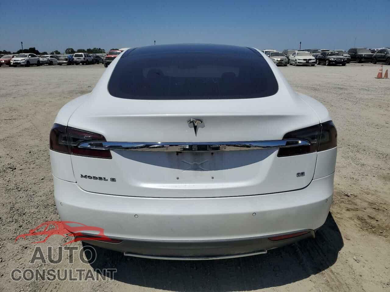 TESLA MODEL S 2014 - 5YJSA1H19EFP58677