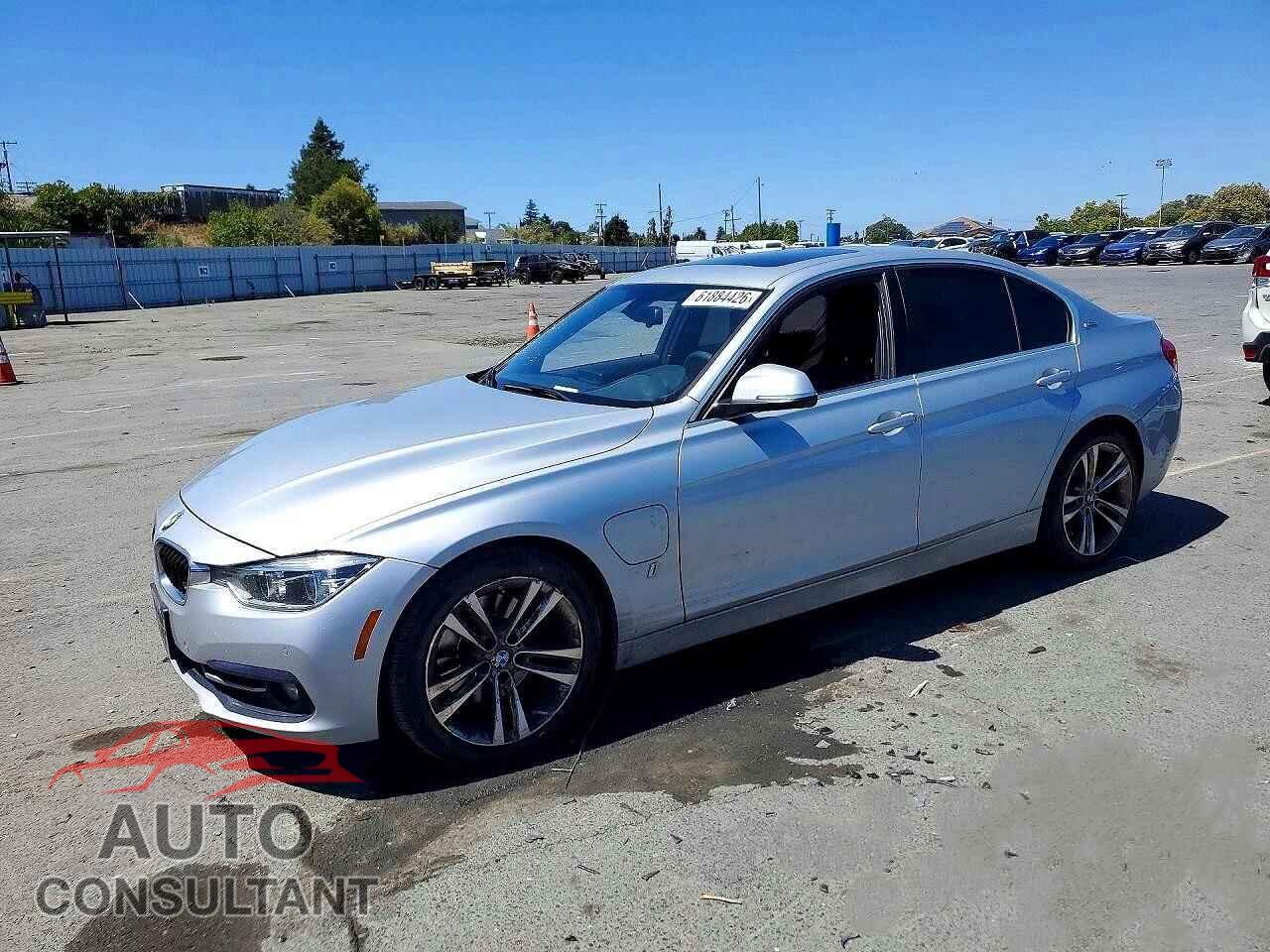 BMW 3 SERIES 2017 - WBA8E1C57HK895095