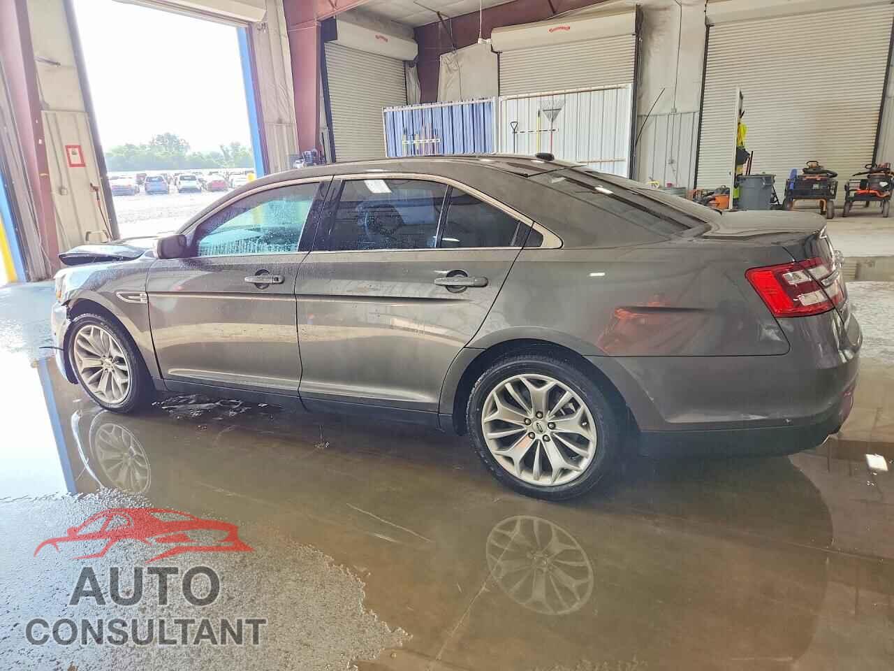 FORD TAURUS 2017 - 1FAHP2F87HG102606