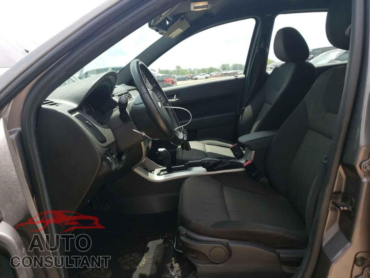 FORD FOCUS 2009 - 1FAHP35N59W256350
