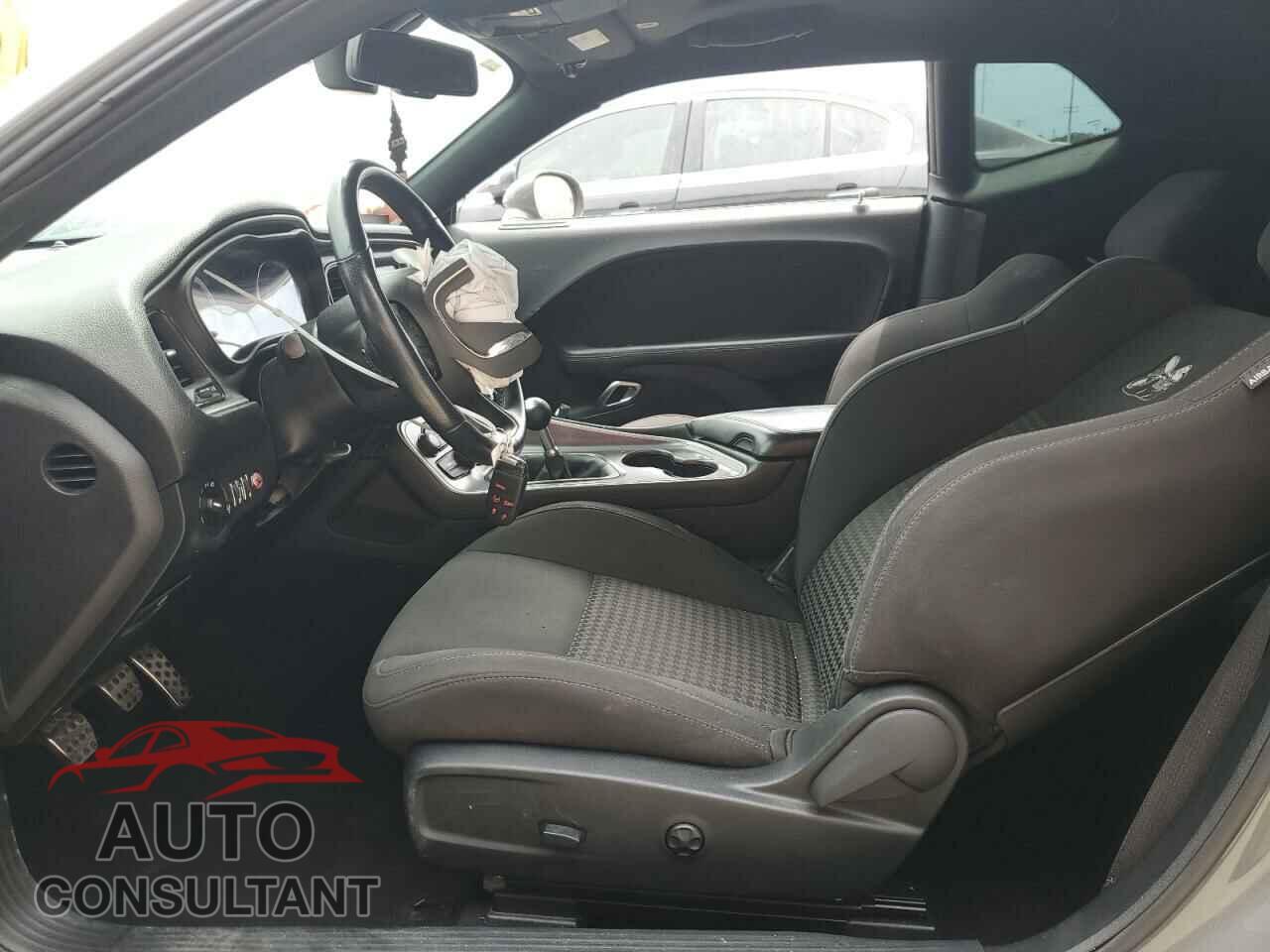 DODGE CHALLENGER 2019 - 2C3CDZFJ3KH688245
