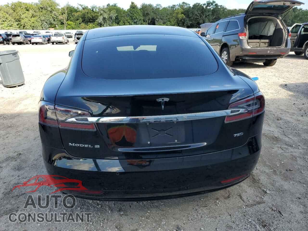 TESLA MODEL S 2018 - 5YJSA1E21JF297112