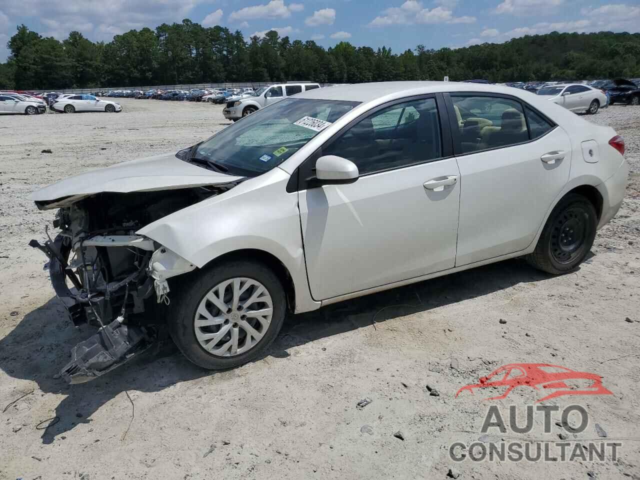 TOYOTA COROLLA 2018 - 5YFBURHEXJP852476