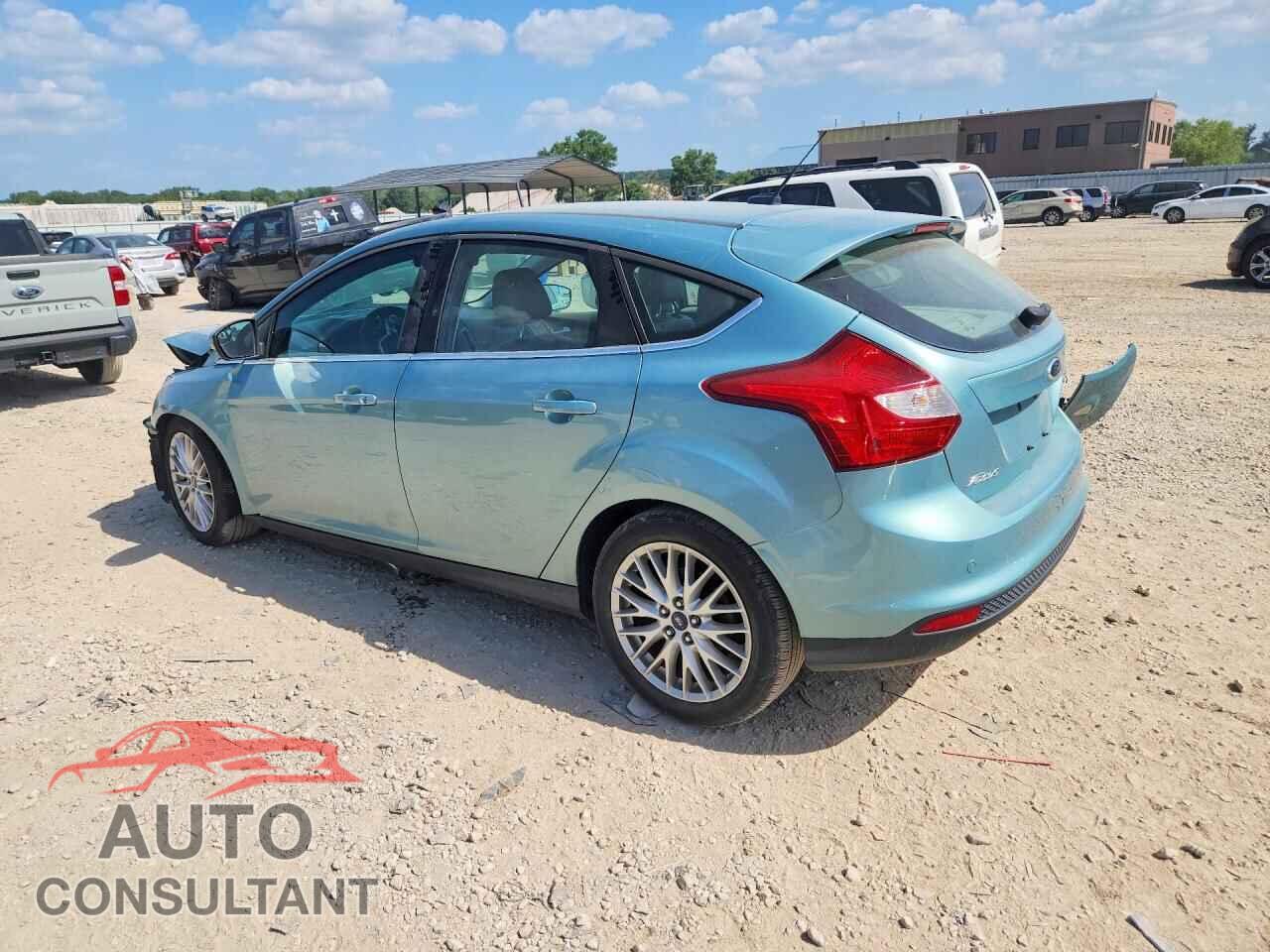 FORD FOCUS 2012 - 1FAHP3M2XCL114317