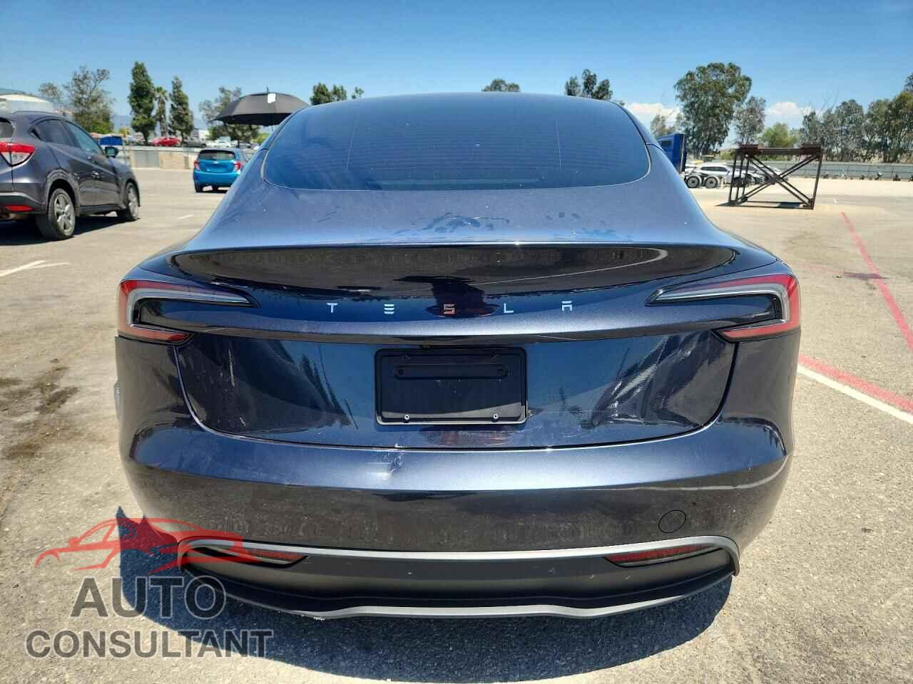 TESLA MODEL 3 2024 - 5YJ3E1EA2RF771550