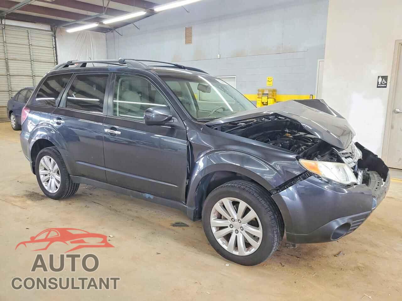 SUBARU FORESTER 2012 - JF2SHBDC9CH412975