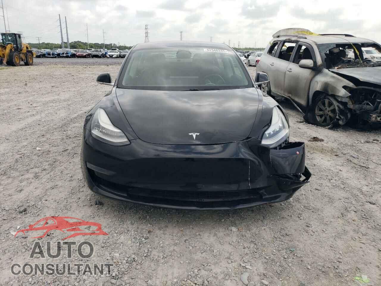 TESLA MODEL 3 2019 - 5YJ3E1EA8KF297660