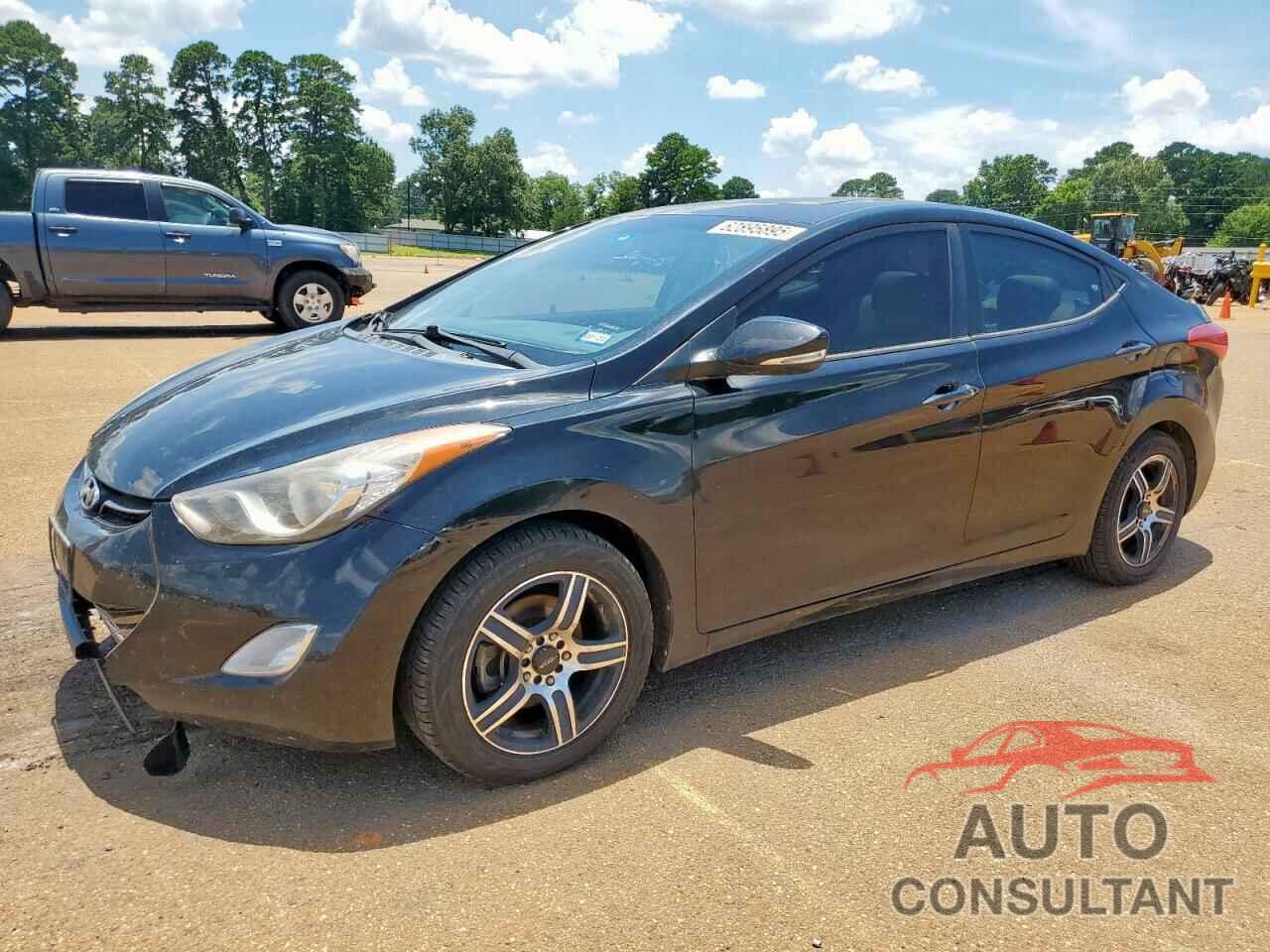 HYUNDAI ELANTRA 2013 - KMHDH4AE6DU556805