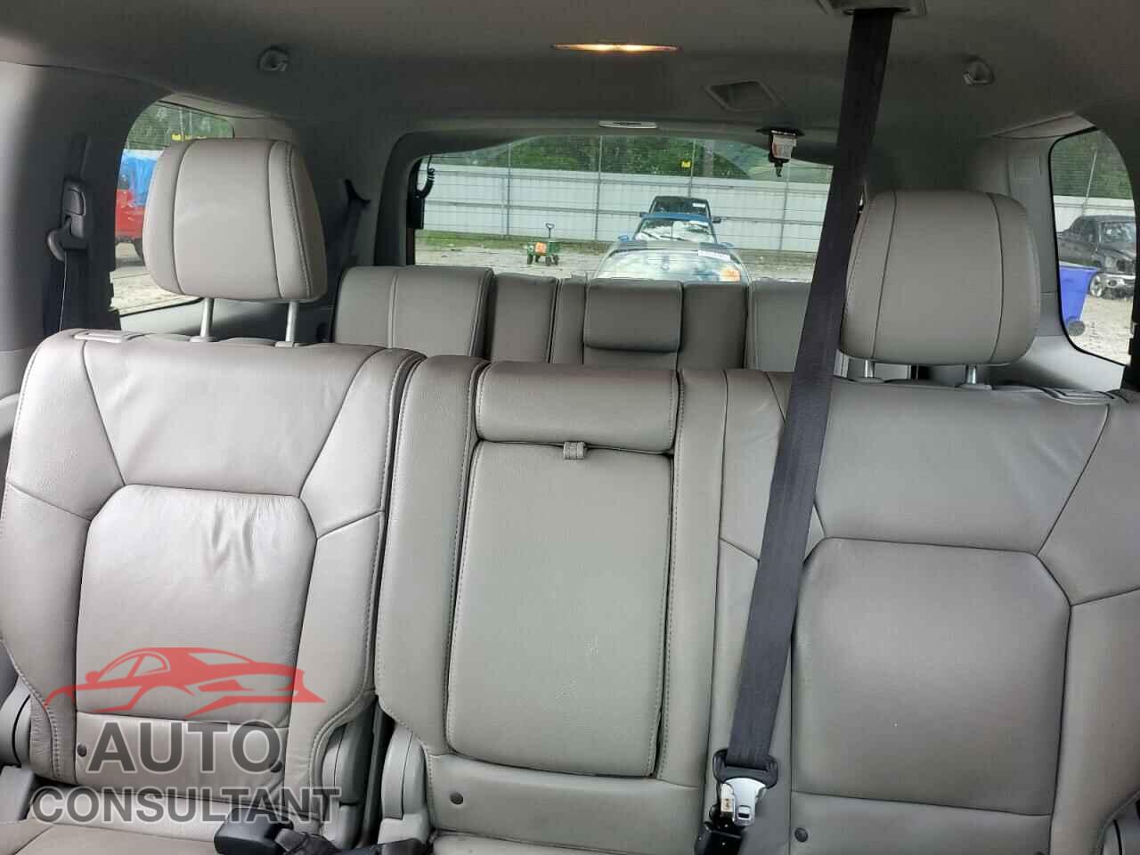 HONDA PILOT 2013 - 5FNYF3H54DB001064
