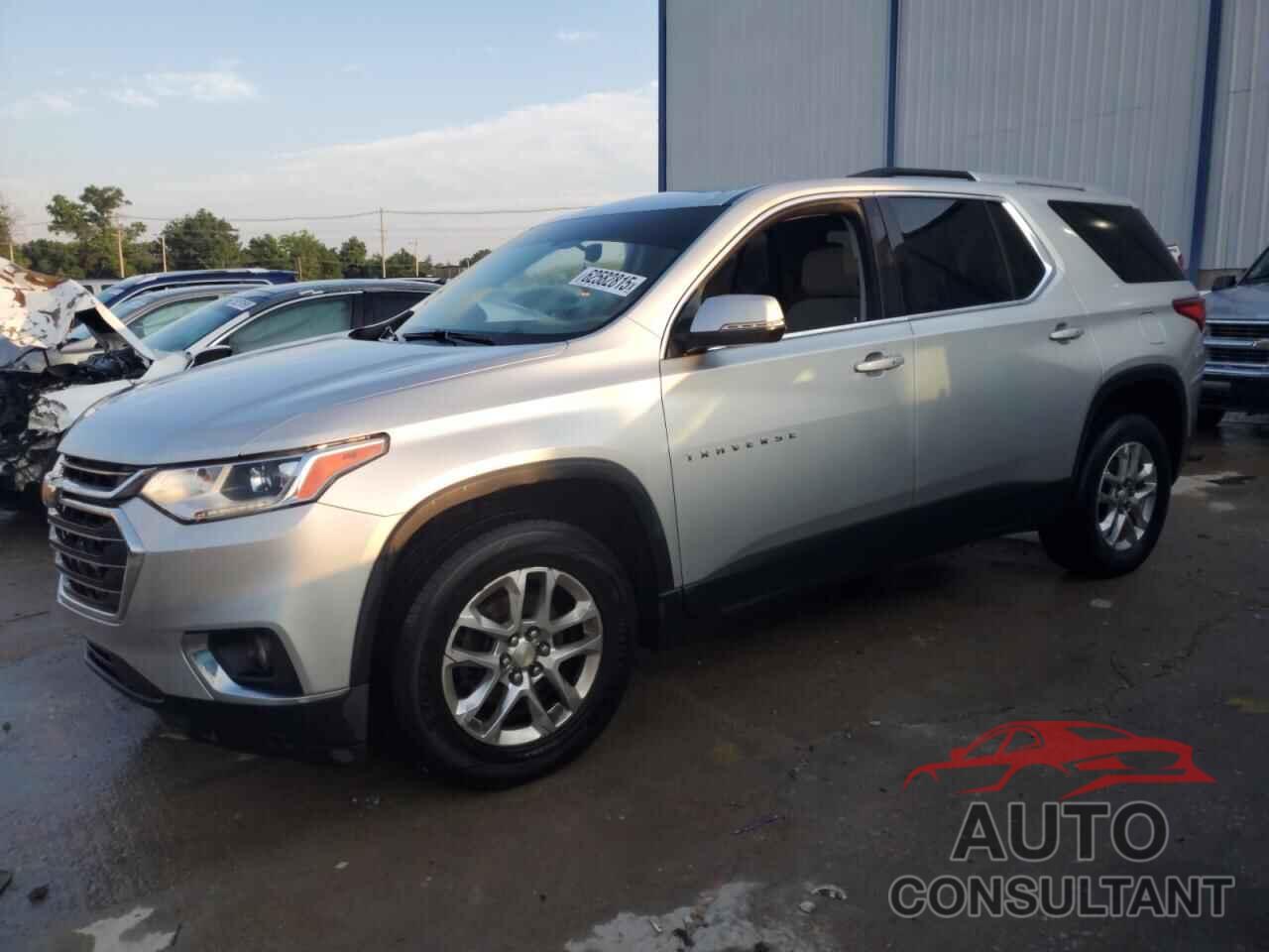 CHEVROLET TRAVERSE 2018 - 1GNERGKW5JJ228536
