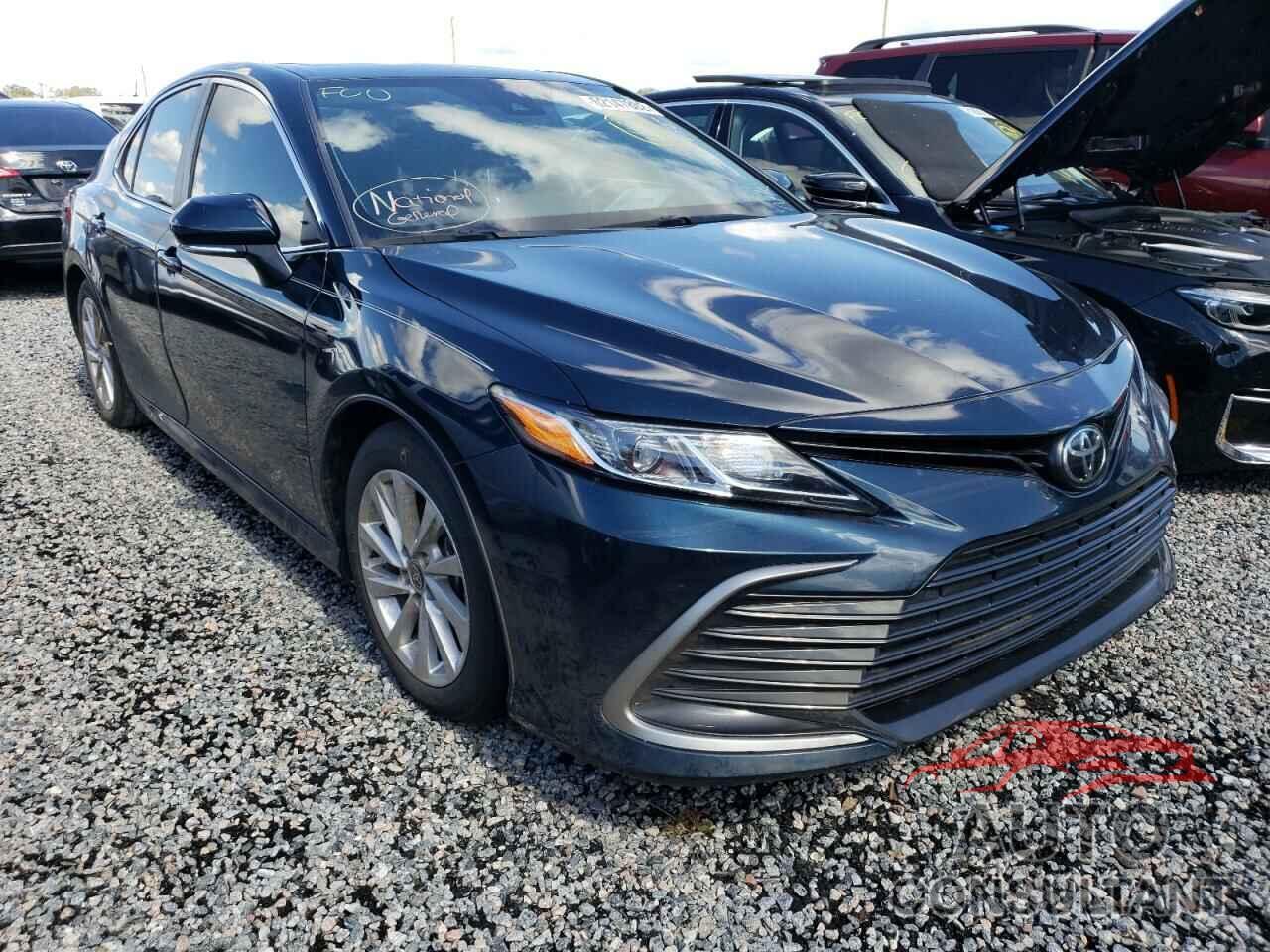 TOYOTA CAMRY 2021 - 4T1R11AK7MU574423
