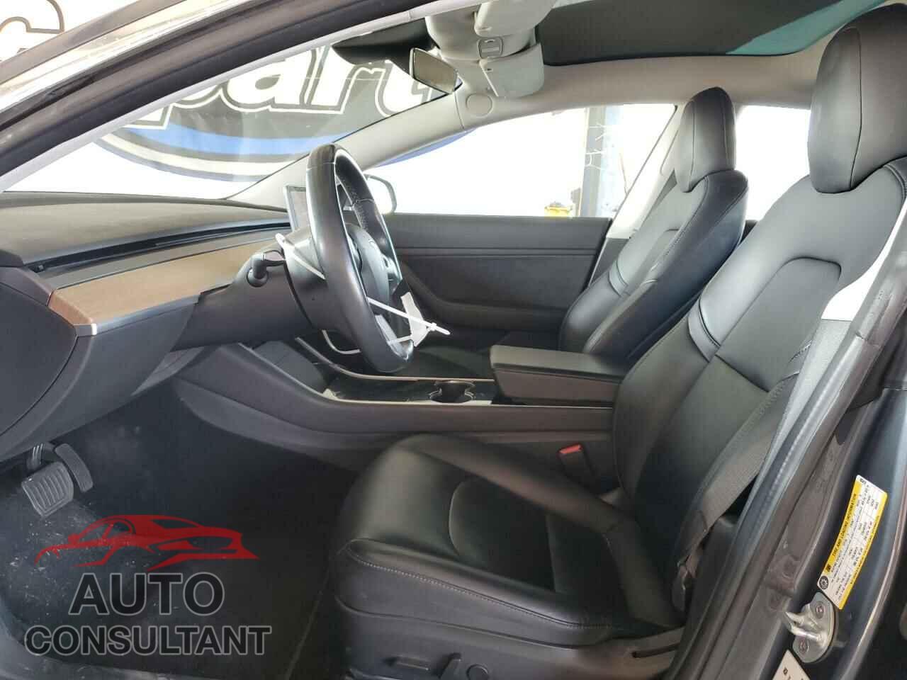 TESLA MODEL 3 2018 - 5YJ3E1EA3JF003418