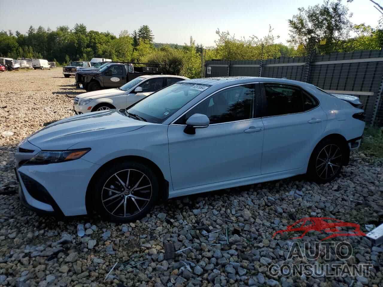 TOYOTA CAMRY 2023 - 4T1T11BK0PU104467