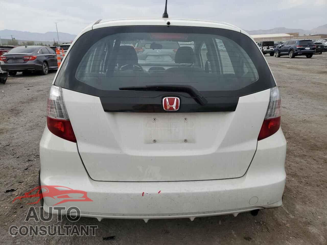 HONDA FIT 2013 - JHMGE8G34DC005011