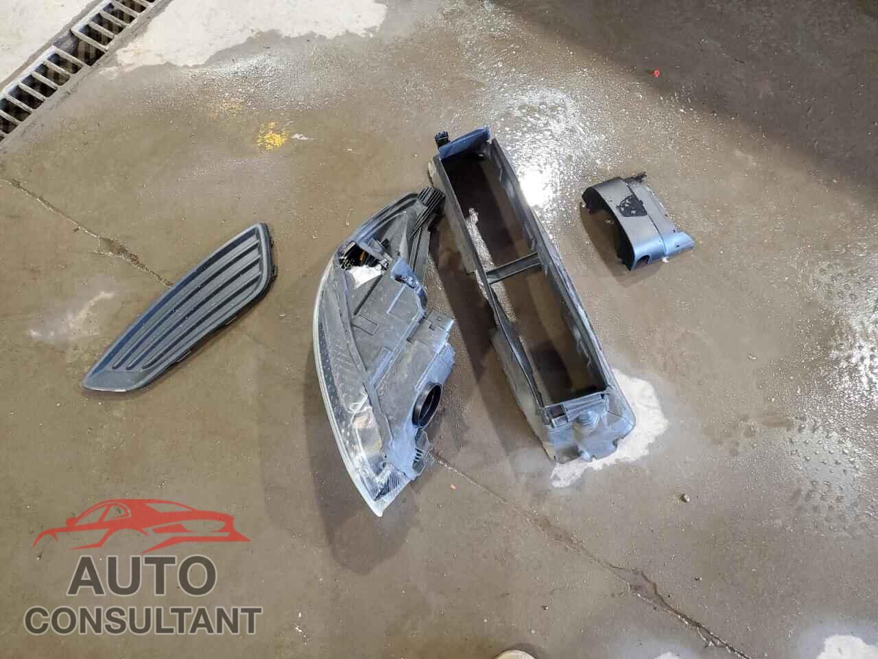 FORD FOCUS 2015 - 1FADP3F26FL330486