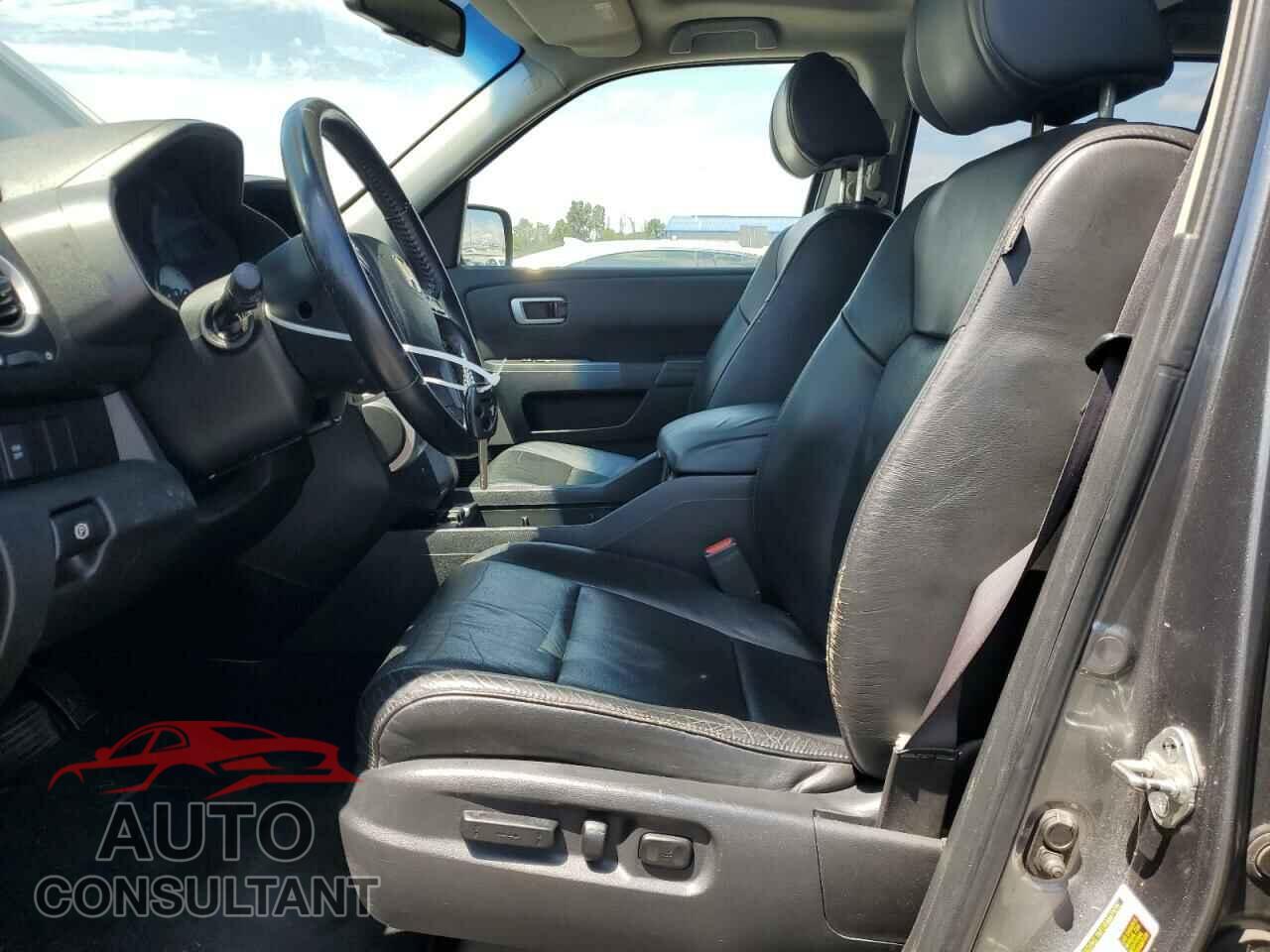 HONDA PILOT 2009 - 5FNYF48539B022534