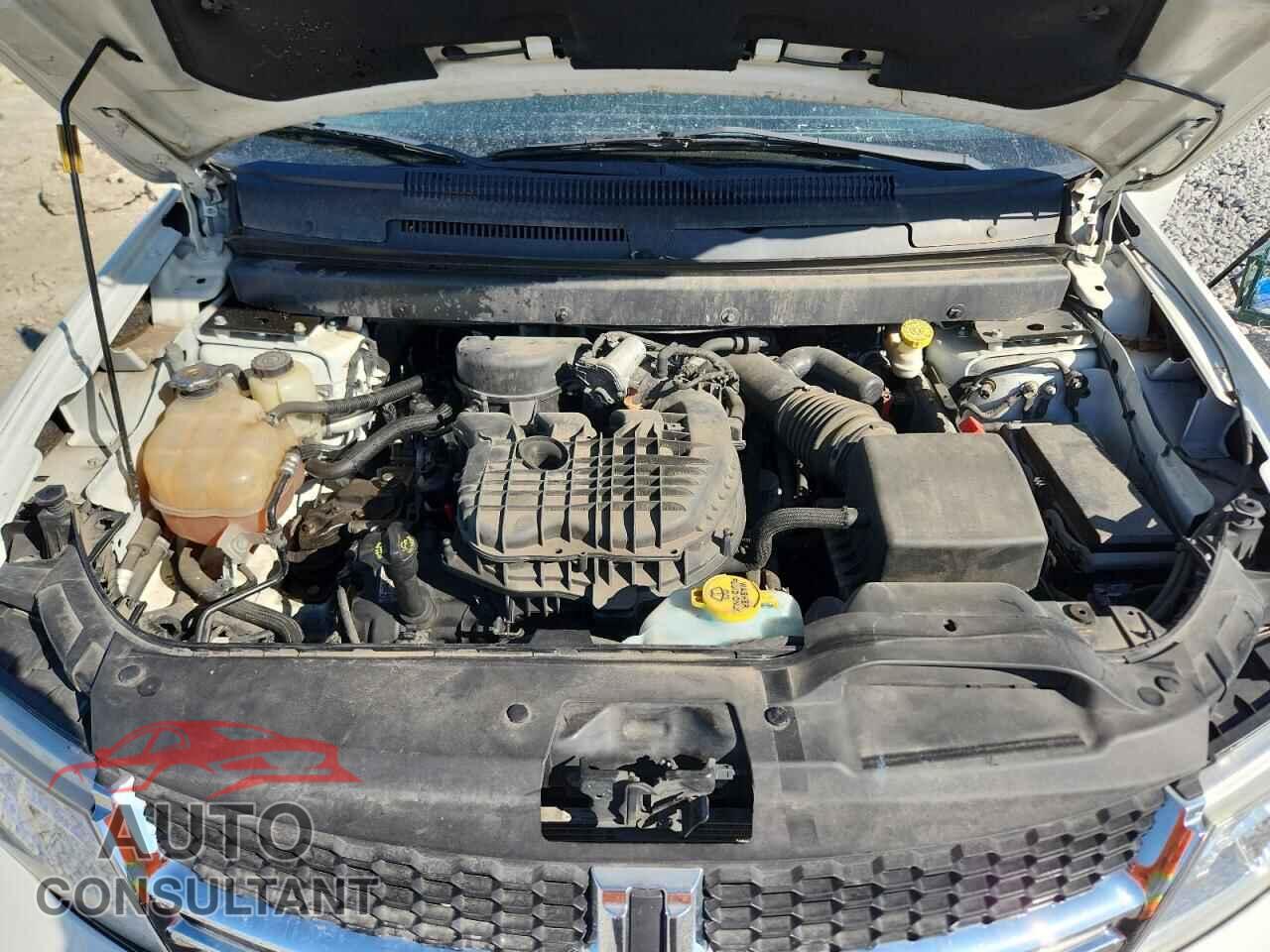 DODGE JOURNEY 2017 - 3C4PDCBG8HT599257