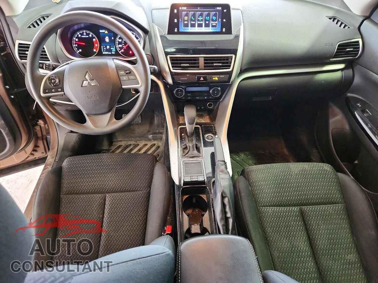 MITSUBISHI ECLIPSE 2019 - JA4AT4AA7KZ002282