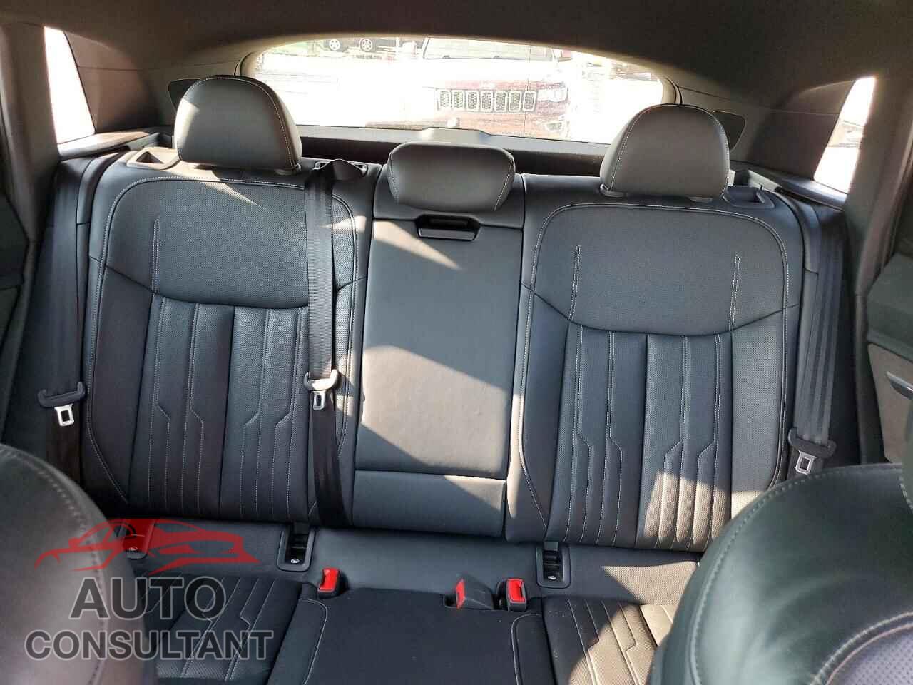 AUDI E-TRON 2019 - WA1VAAGE3KB007357