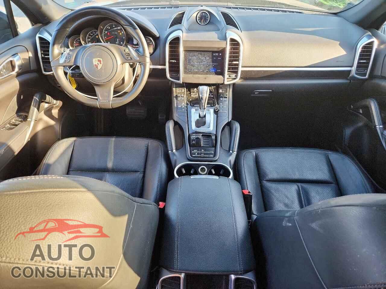PORSCHE CAYENNE 2013 - WP1AA2A26DLA06465