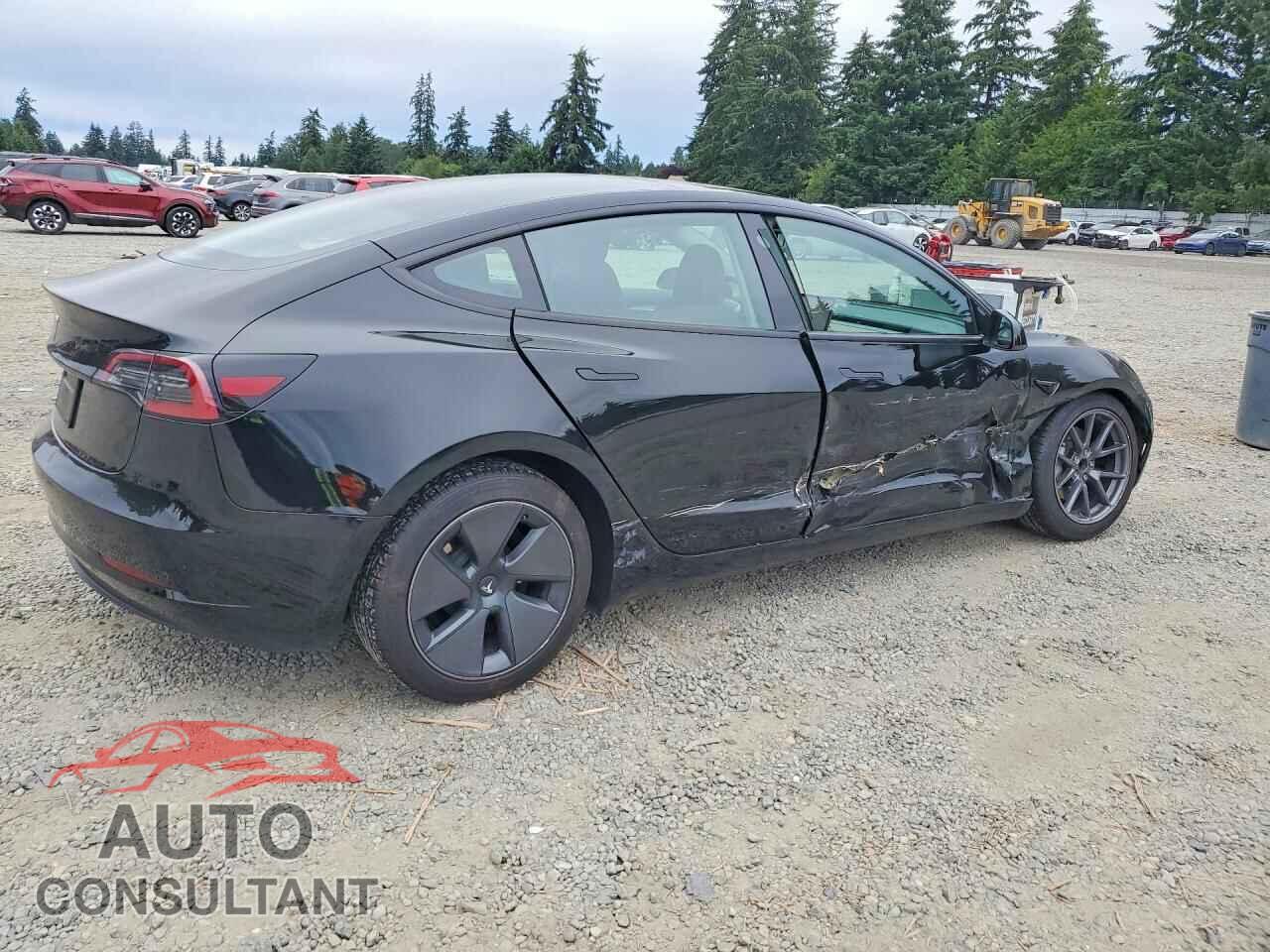 TESLA MODEL 3 2023 - 5YJ3E1EAXPF646941