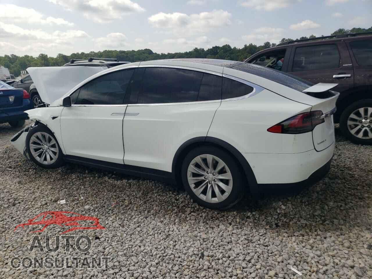 TESLA MODEL X 2016 - 5YJXCDE2XGF026236