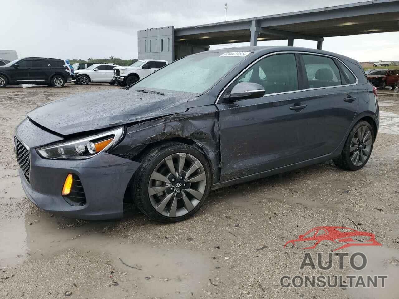 HYUNDAI ELANTRA 2018 - KMHH55LC1JU032324